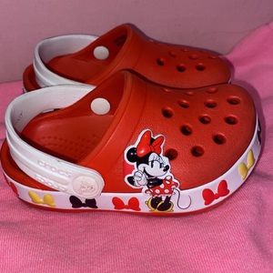 Minnie Mouse crocs